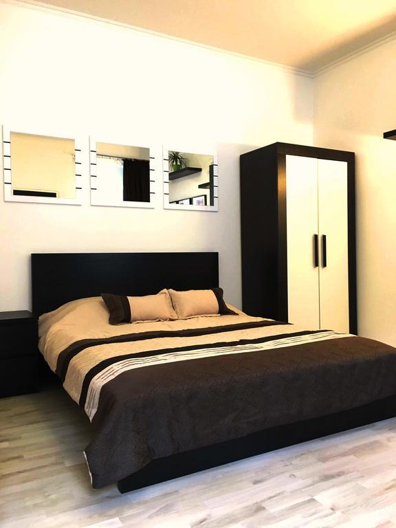 Leo Apartment บราติสลาวา ภายนอก รูปภาพ
