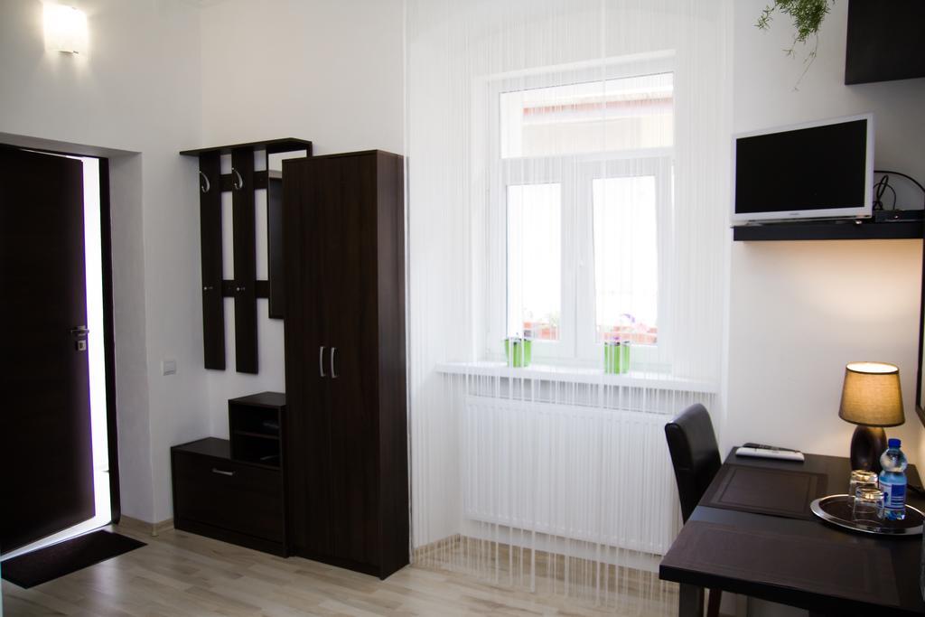 Leo Apartment บราติสลาวา ภายนอก รูปภาพ