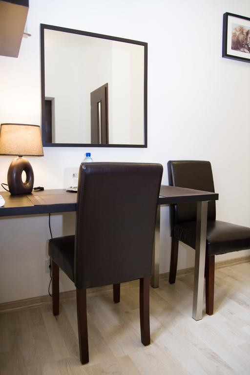Leo Apartment บราติสลาวา ภายนอก รูปภาพ