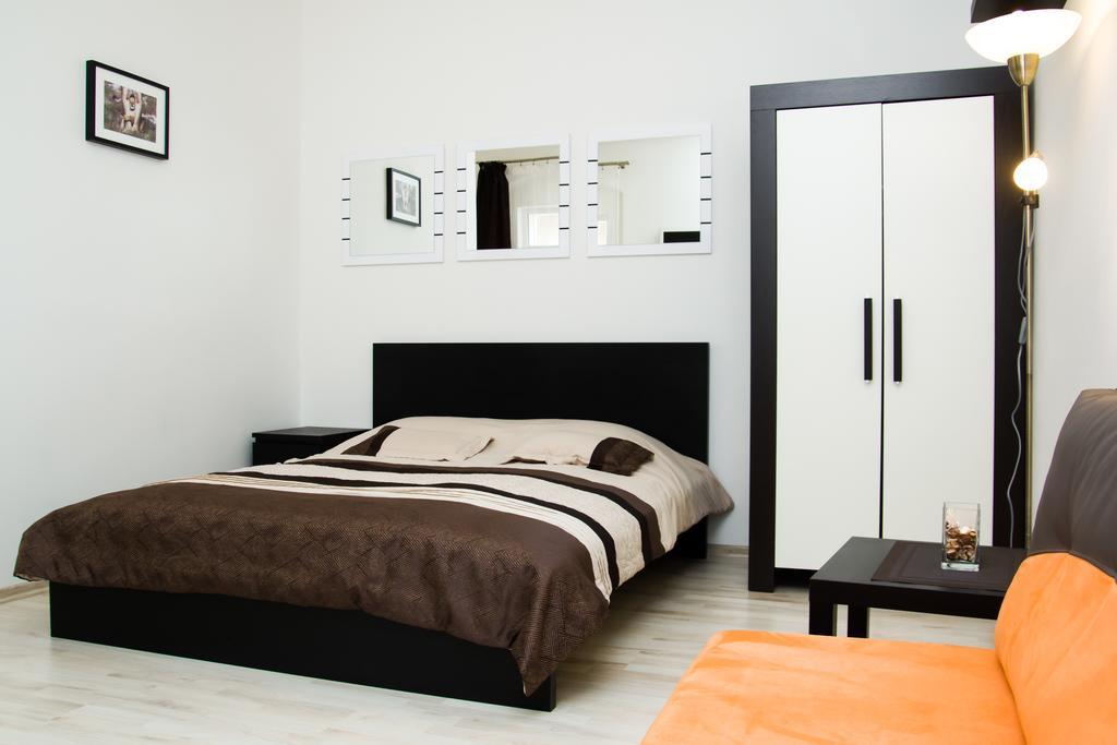 Leo Apartment บราติสลาวา ภายนอก รูปภาพ