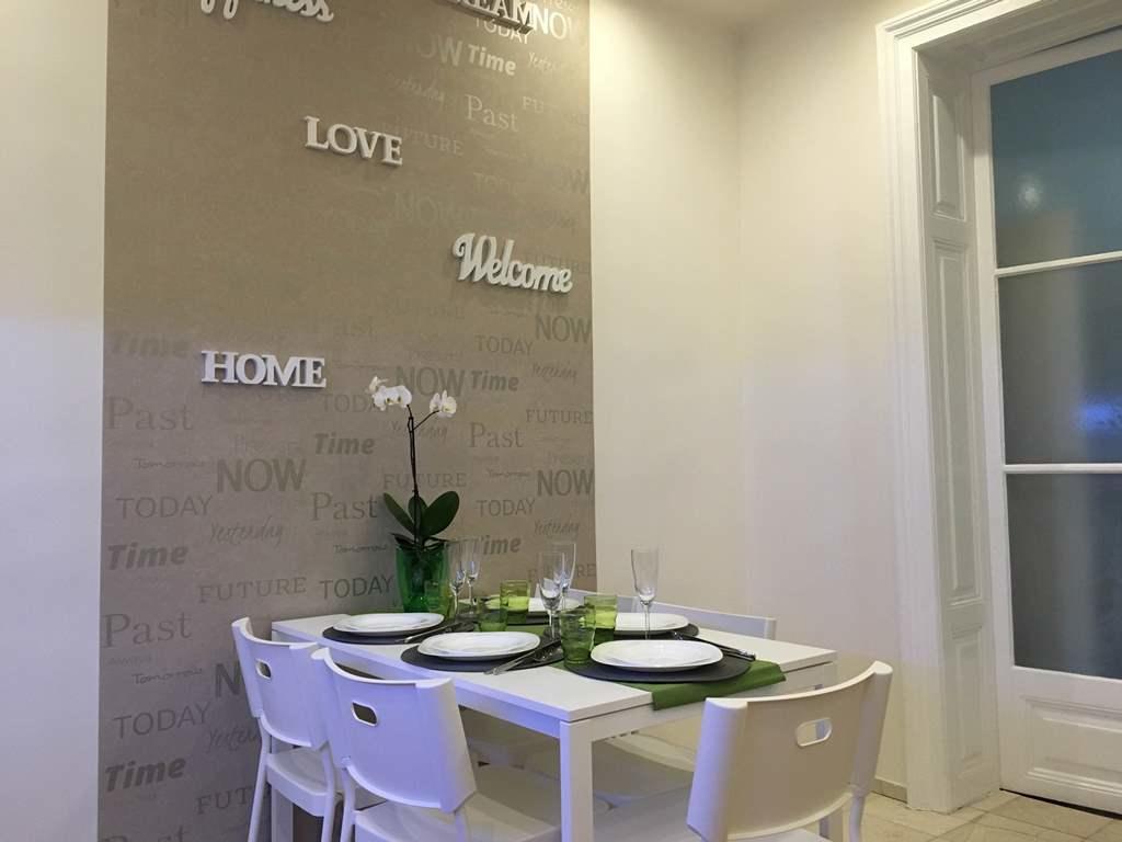 Leo Apartment บราติสลาวา ภายนอก รูปภาพ