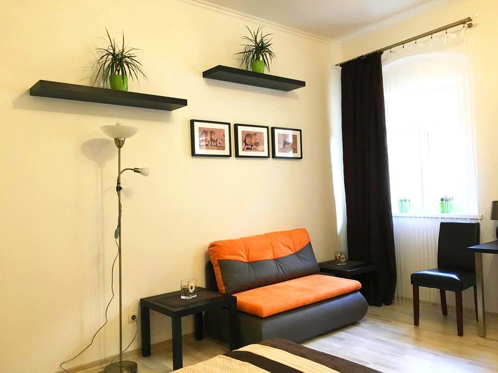 Leo Apartment บราติสลาวา ภายนอก รูปภาพ